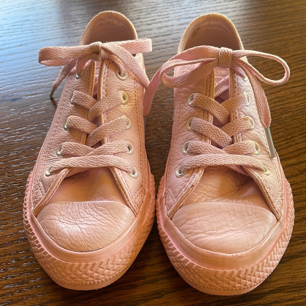 Converse Chuck Taylor All Star Pink Leather Sneakers